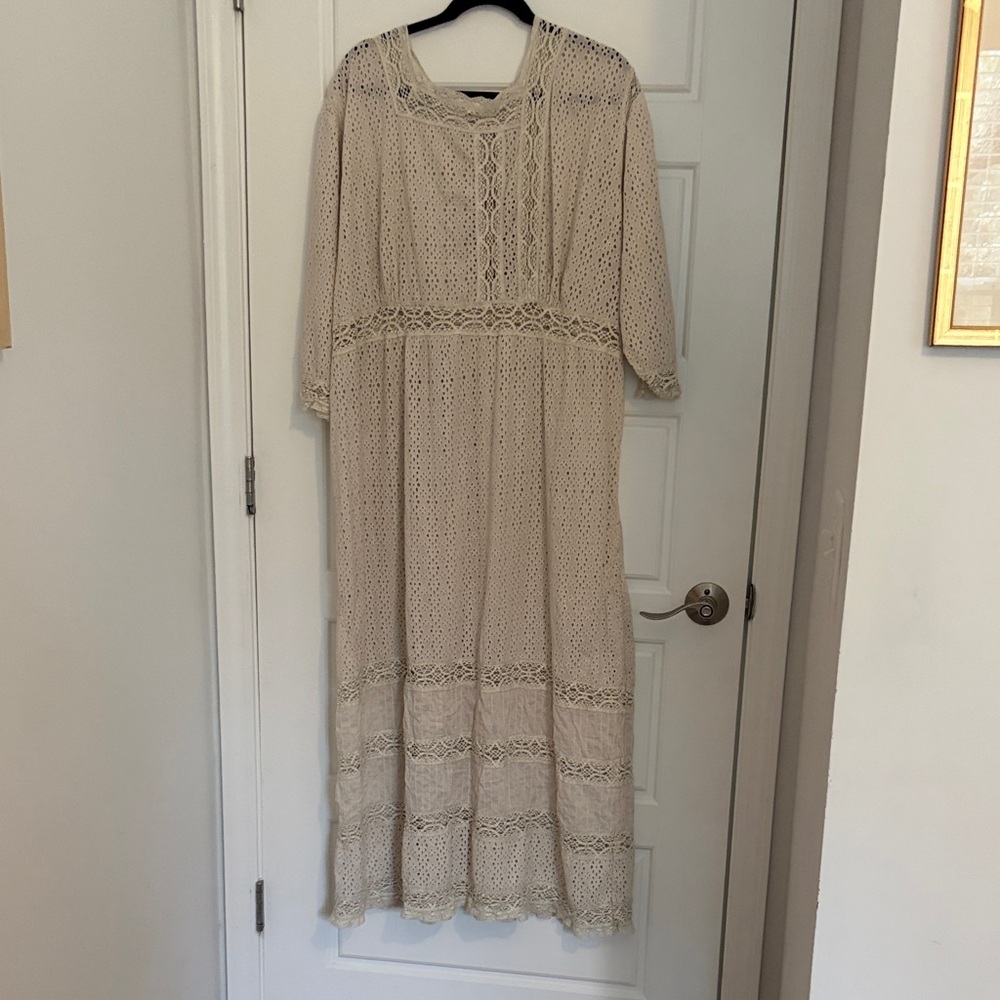 Magnolia Pearl Cream Lace Long Sleeve Dress